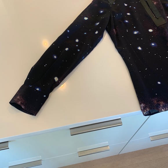 Parker Galaxy Silk Blouse - Picture 7 of 9